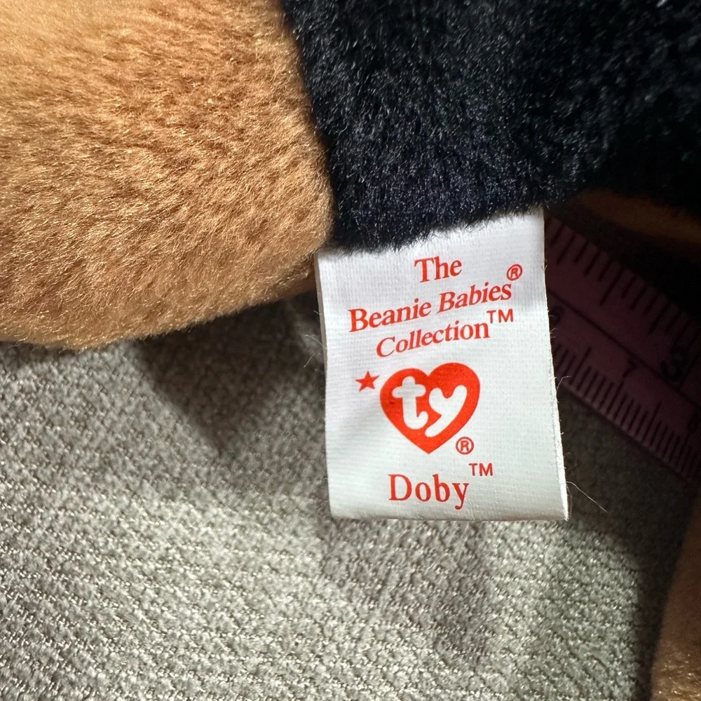 Ty Beanie Babies 1996 Doby Black and Brown Plush Dog
